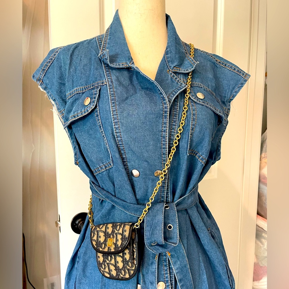 DIOR TROTTER coin pouch/ chain NOT INCLUDED